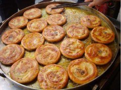 油酥燒餅學(xué)員培訓(xùn)過(guò)程圖